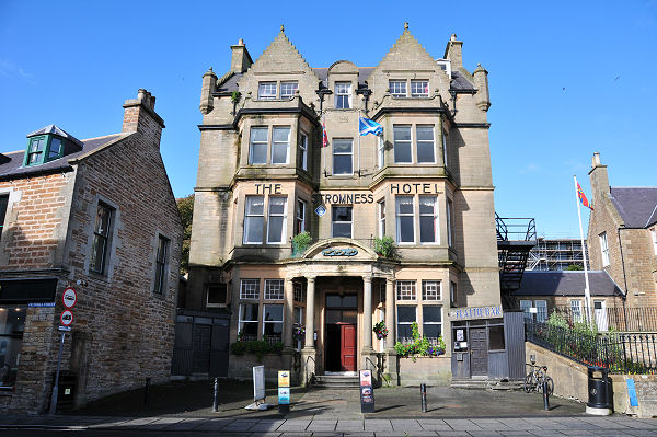 The Stromness Hotel (Mackay's Hotel)